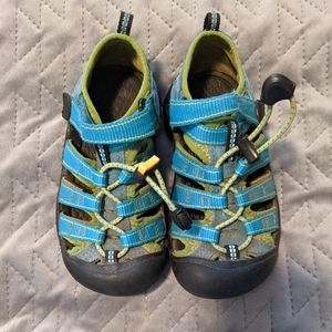 Keen water sandals, toddler size 11
